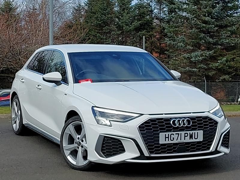 Used Audi A3 S-Line 150 HP (110 kW) 2022 White Sedan