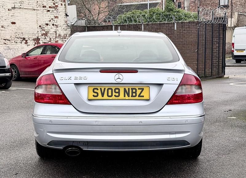 Used Mercedes CLK220 2009 Silver Coupe