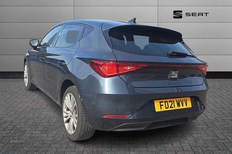 Used Seat Leon SE Dynamic 108 HP (79 kW) 2021 Grey Hatchback