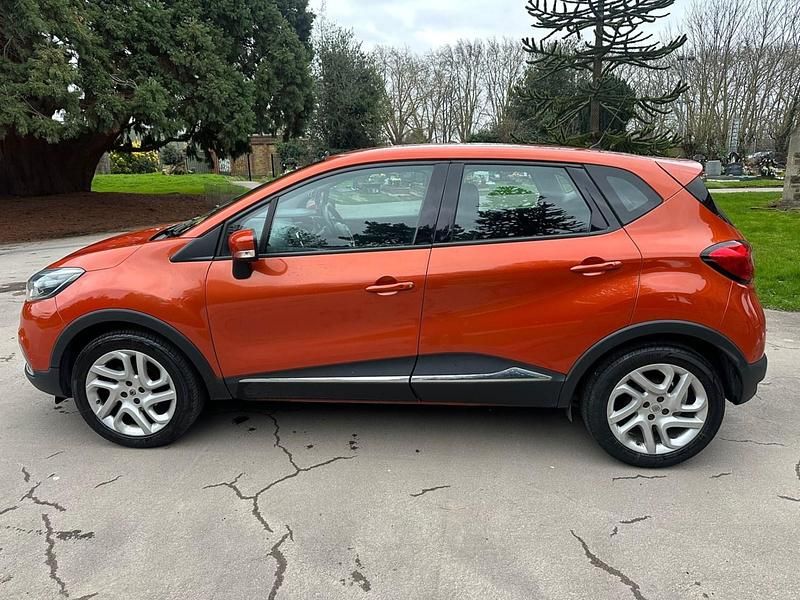 Used Renault Captur Dynamique 2014 Orange SUV