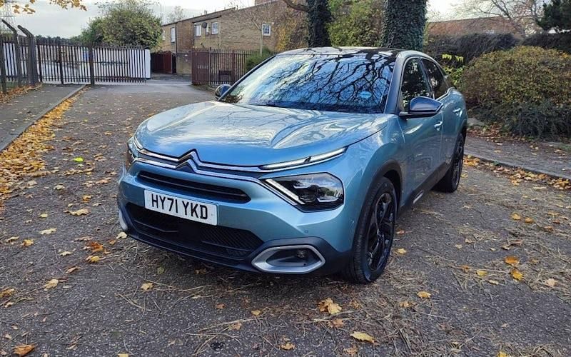 Gebraucht Citroën C4 PureTech 131 PS (96 kW) 2021 Blau Kleinwagen
