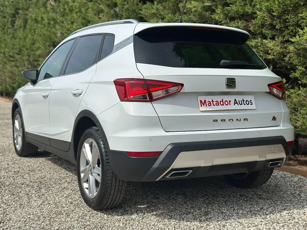 Used Seat Arona FR 115 HP (84 kW) 2018 White SUV