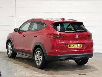 Used Hyundai Tucson SE 132 HP (97 kW) 2018 Red SUV