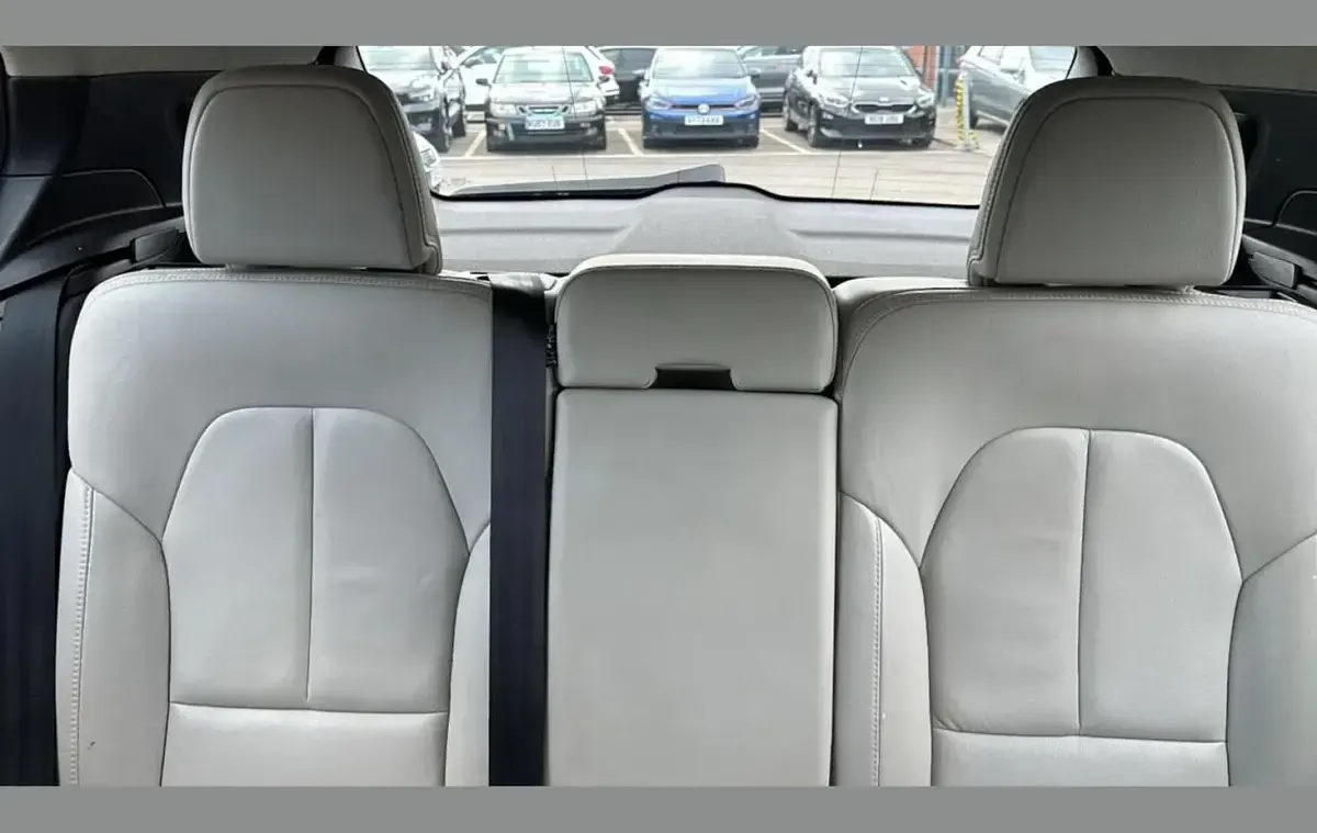 Used Volvo XC40 Inscription 244 HP (179 kW) 2019 Black SUV