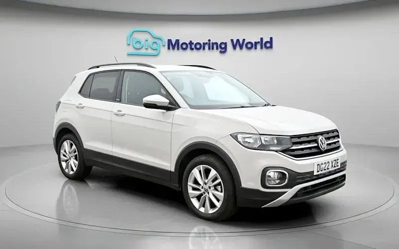 Usado VW T-Cross Active 110 HP (80 kW) 2021 Cinzento SUV