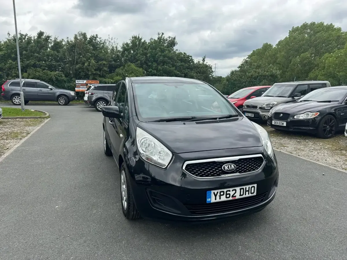 Used Kia Venga Air 90 HP (66 kW) 2012 Black Hatchback