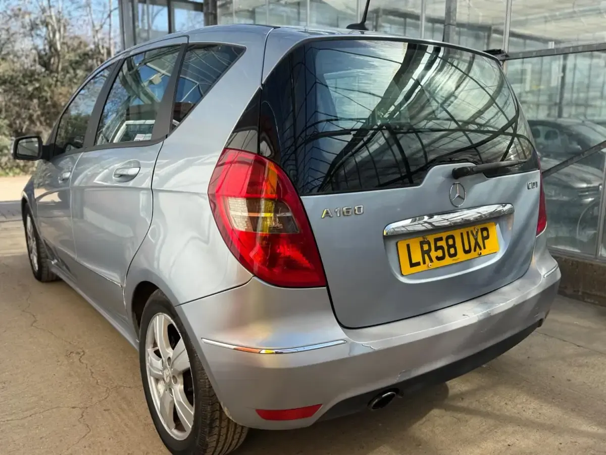 Used Mercedes A160 Avantgarde 2009 Blue Hatchback