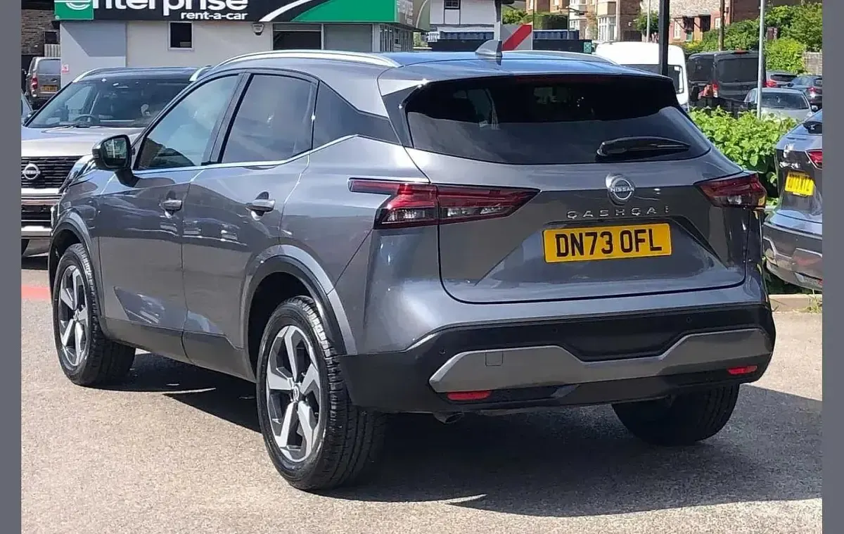 Used Nissan Qashqai N-Connecta 138 HP (101 kW) 2024 Grey SUV