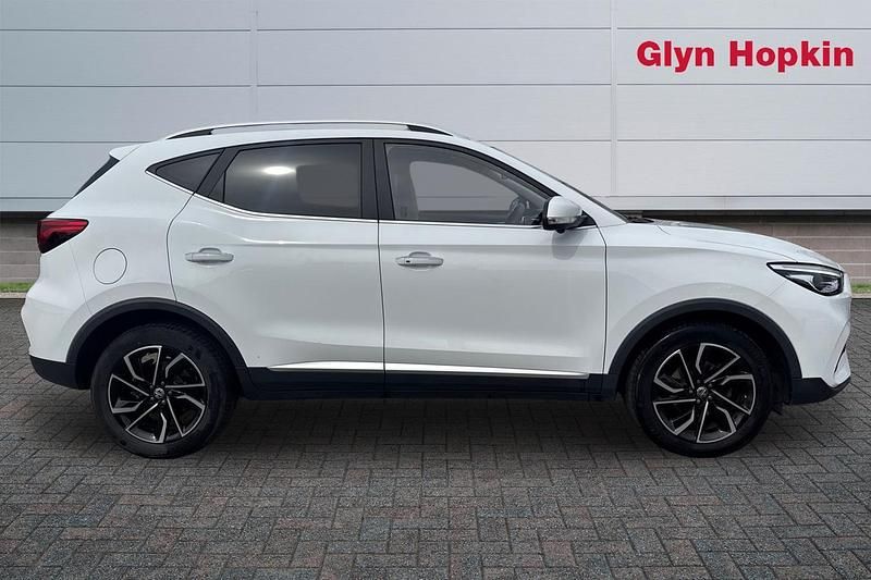 Usado MG ZS Exclusive 111 HP (81 kW) 2023 Branco SUV