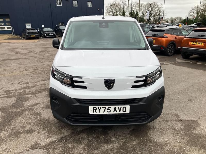 New Peugeot Partner S 102 HP (75 kW) 2026 White MPV