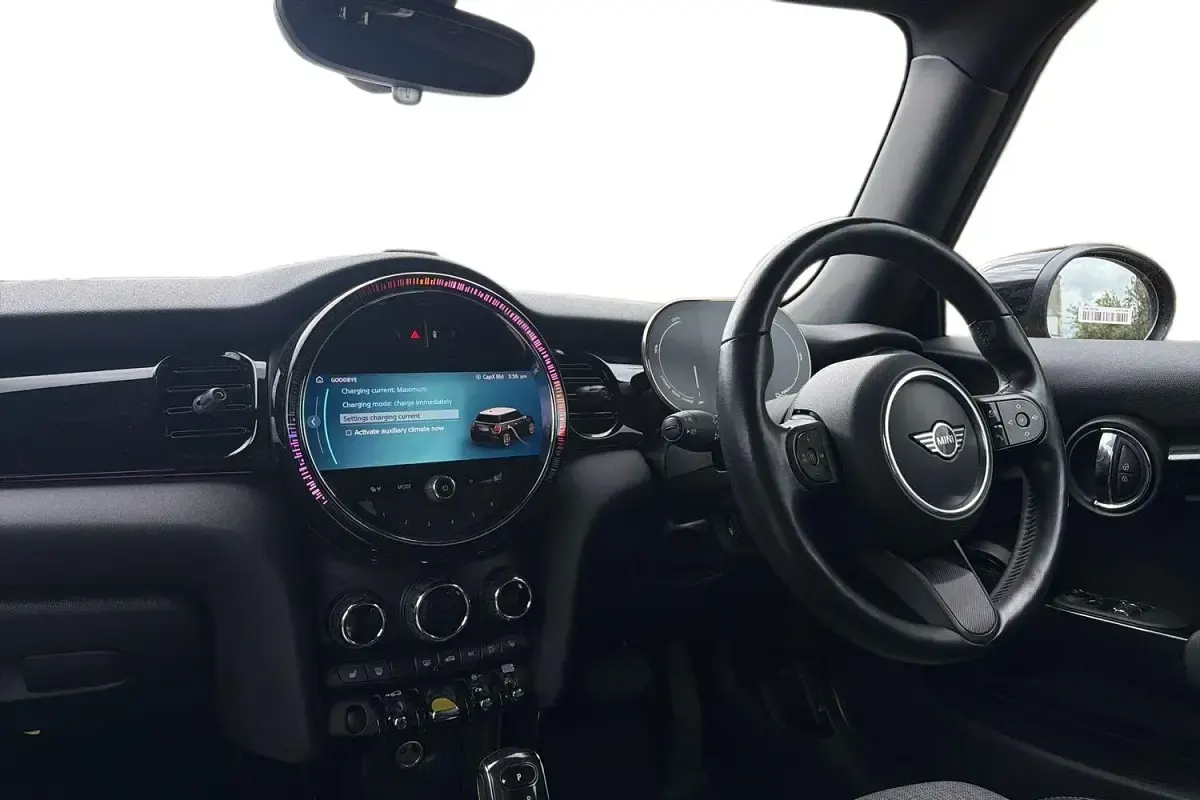 Used Mini Cooper S Hatch 135 kW (184 HP) 2021 Red Hatchback