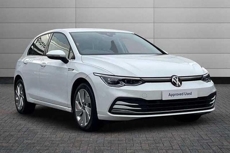 Used 2022 VW Golf VIII | £18,995 (Fair price) - Image 1/4
