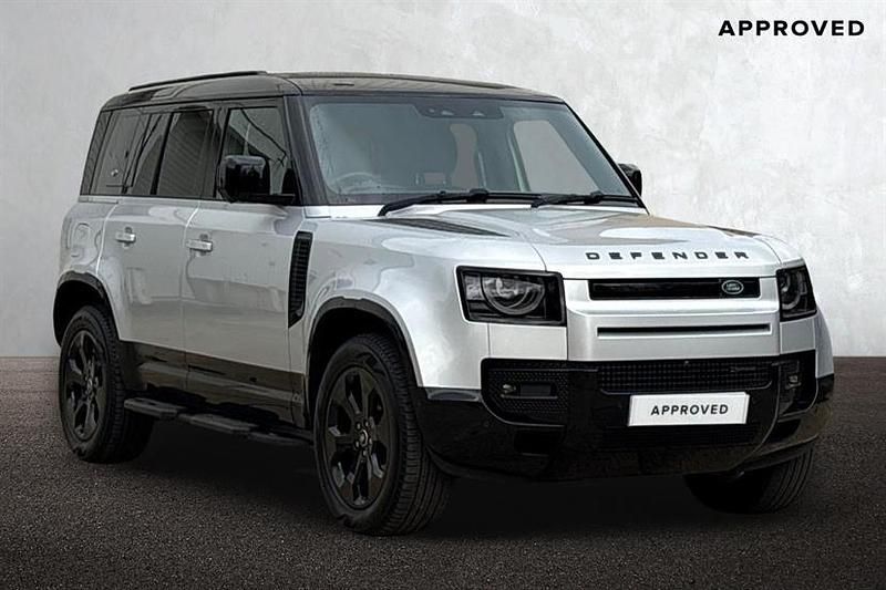 Usado Land Rover Defender Dynamic 249 HP (183 kW) 2022 Prateado SUV
