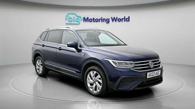 Used VW Tiguan Allspace S 148 HP (108 kW) 2022 Blue SUV