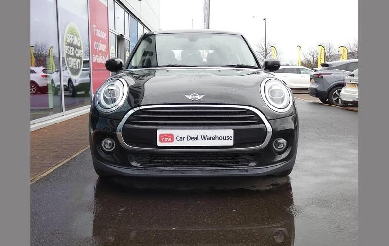 Used Mini Cooper Classic 134 HP (98 kW) 2020 Black Hatchback