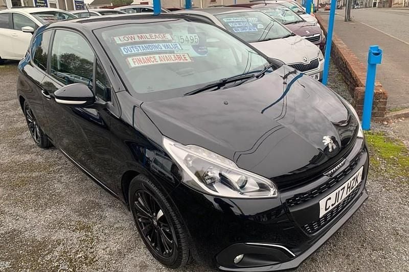 Black Used 2017 Peugeot 208 Hatchback | £5,495 (Fair price) - Image 1/1