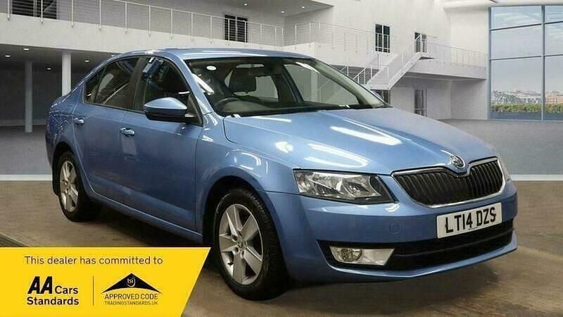 Used Skoda Octavia SE 2014 Blue Hatchback