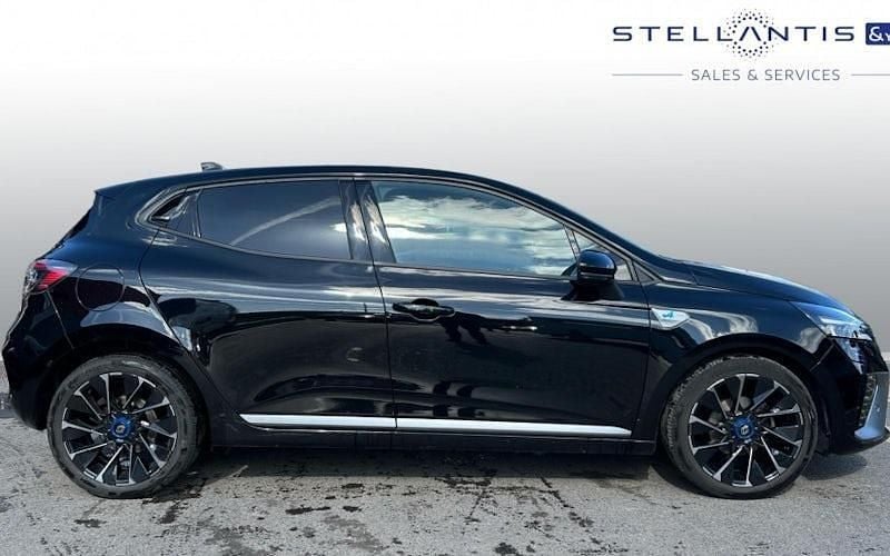 Used Renault Clio V Esprit Alpine 90 HP (66 kW) 2025 Hatchback