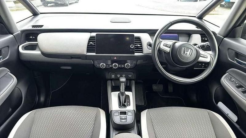 Second-hand Honda Jazz Hybrid 109 CP (80 kW) 2023 Negru Hatchback