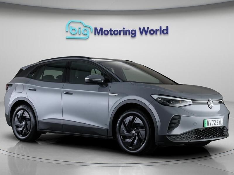Grey Used 2022 VW ID.4 Pure SUV | £18,400 (Fair price) - Image 1/4
