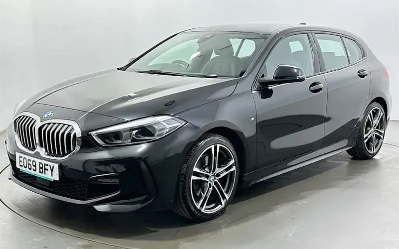 Used BMW 118 M Sport 140 HP (102 kW) 2019 Black Hatchback