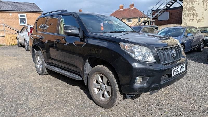 Used Toyota Land Cruiser 173 HP (127 kW) 2010 Black SUV