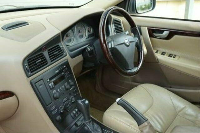 Usado Volvo XC70 163 HP (119 kW) 2003 SUV