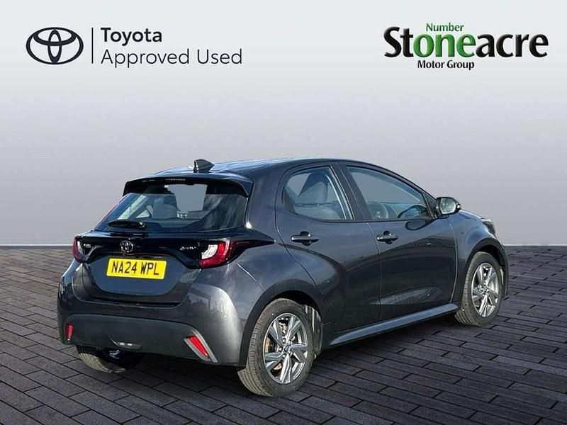 Used Toyota Yaris Hybrid 116 HP (85 kW) 2024 Grey Hatchback