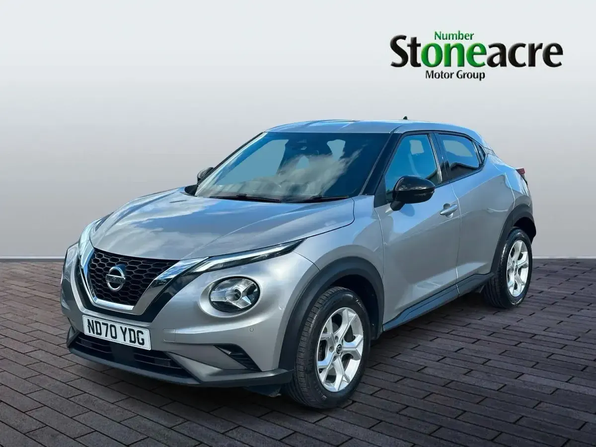 Used Nissan Juke N-Connecta 114 HP (83 kW) 2021 Silver SUV
