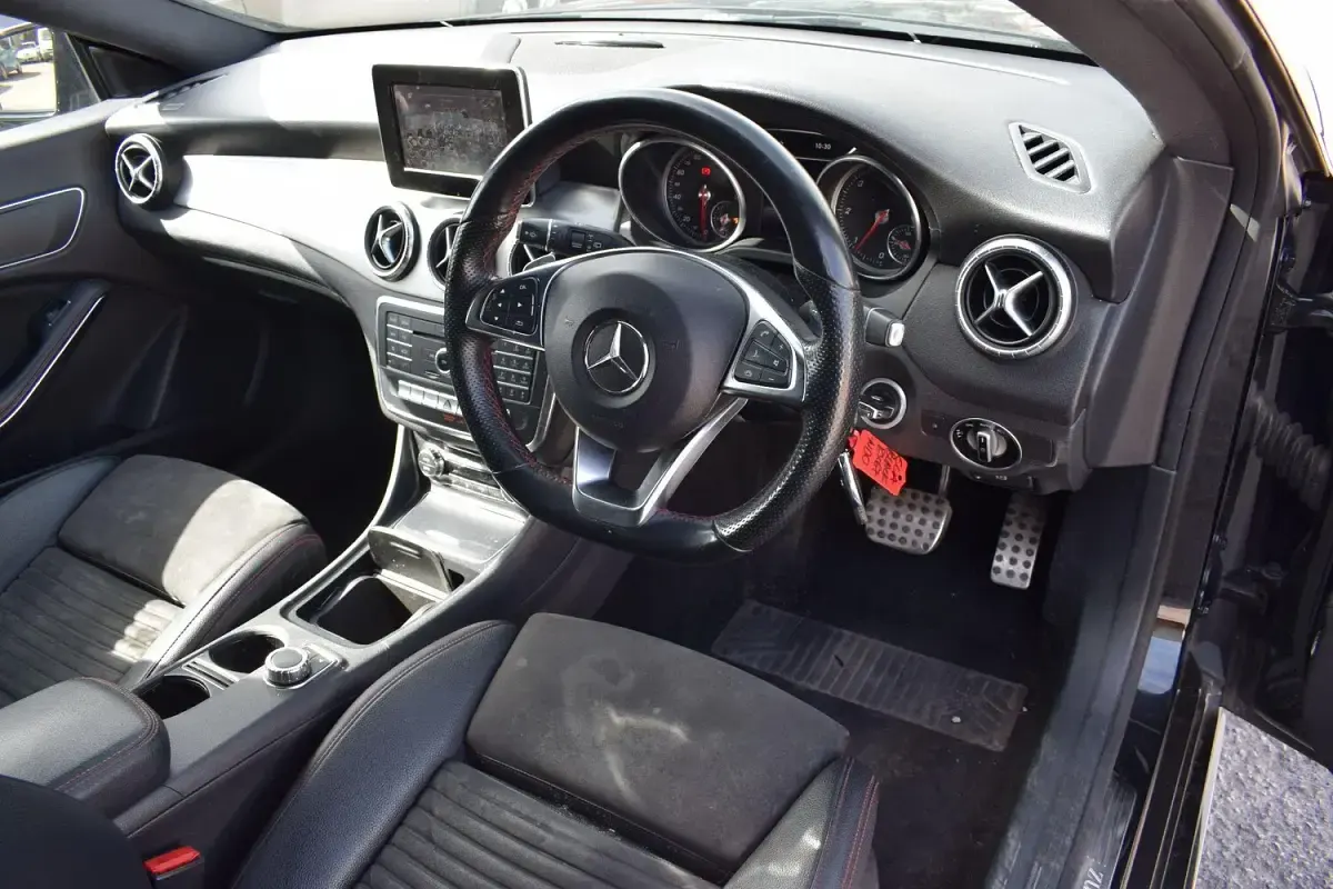 Used Mercedes CLA220 AMG line 177 HP (130 kW) 2017 Black Coupe