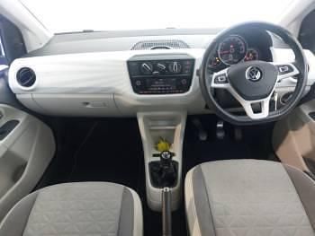 Usado VW up! Beats 65 HP (47 kW) 2021 Prateado Citadino