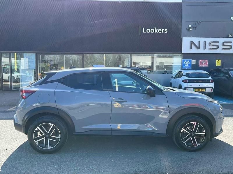 Used Nissan Juke N-Connecta 114 HP (83 kW) 2024 Grey SUV