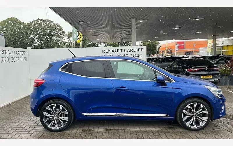 Used Renault Clio Version S 131 HP (96 kW) 2020 Blue  Hatchback