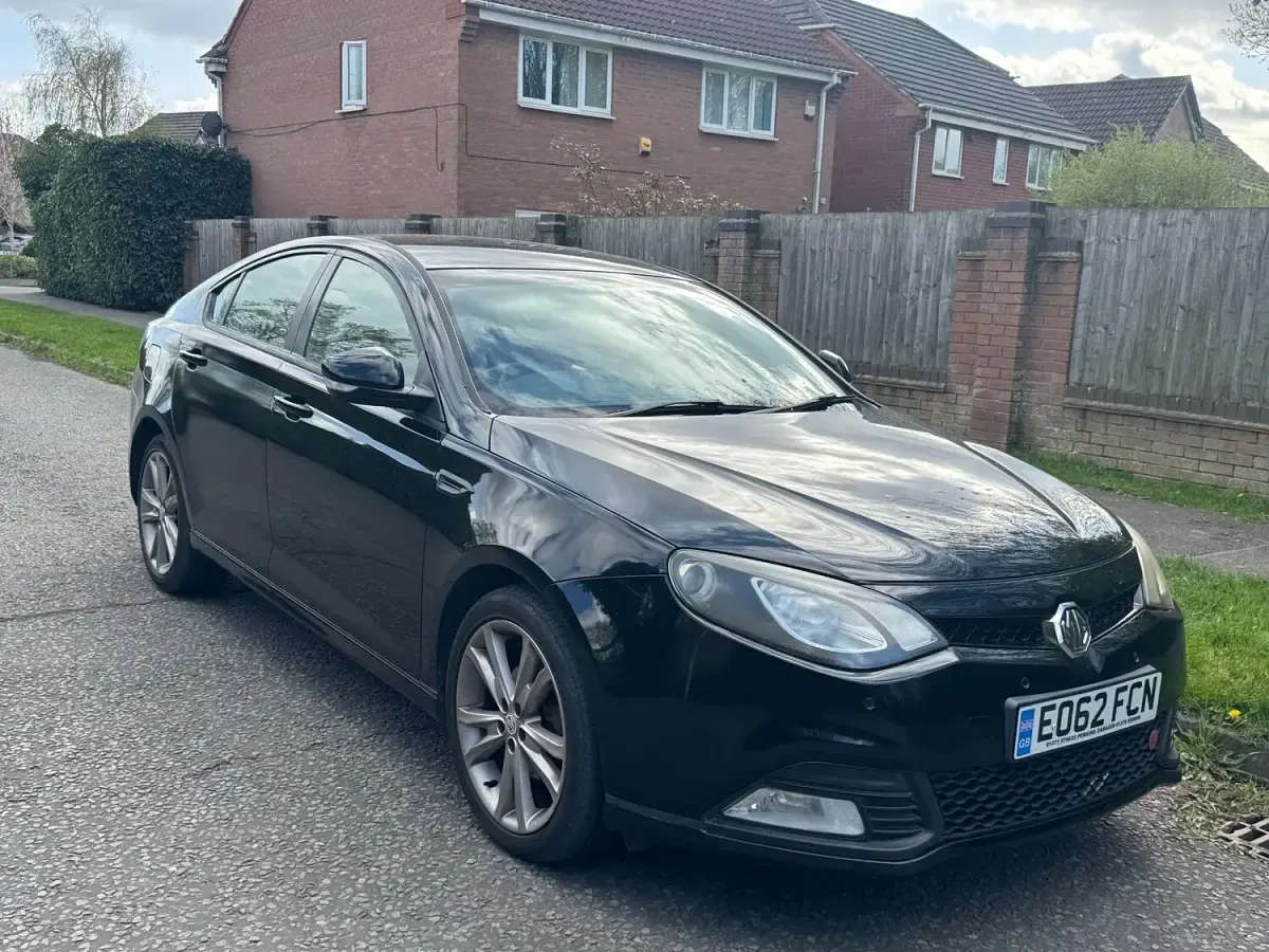 Used MG MG6 160 HP (117 kW) 2012 Black Hatchback