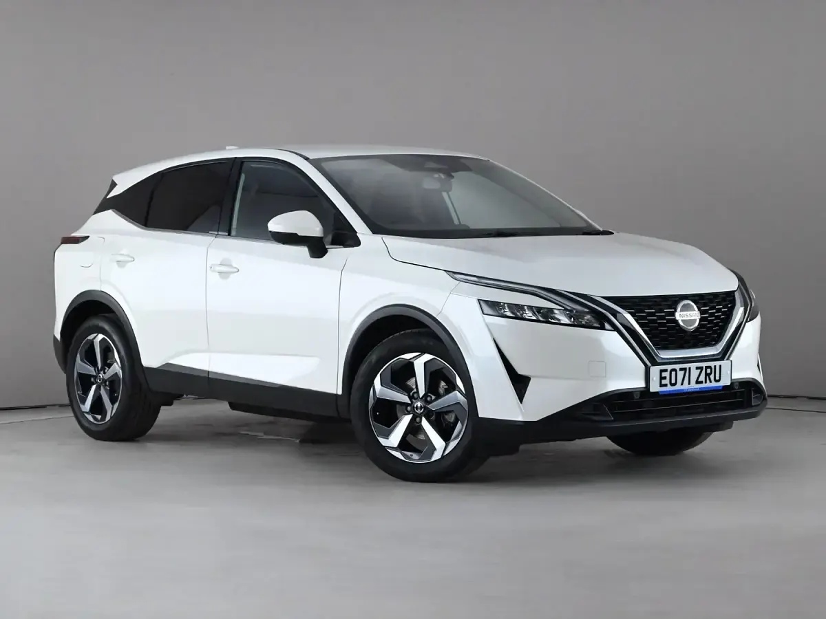 Begagnad Nissan Qashqai N-Connecta 140 HK (102 kW) 2022 SUV