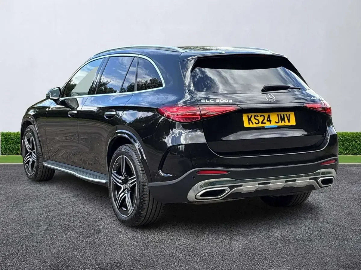 Used Mercedes GLC300 AMG Line Premium 2024 Black SUV