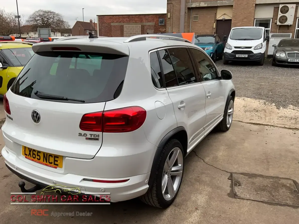 Used VW Tiguan R-line 150 HP (110 kW) 2015 White SUV