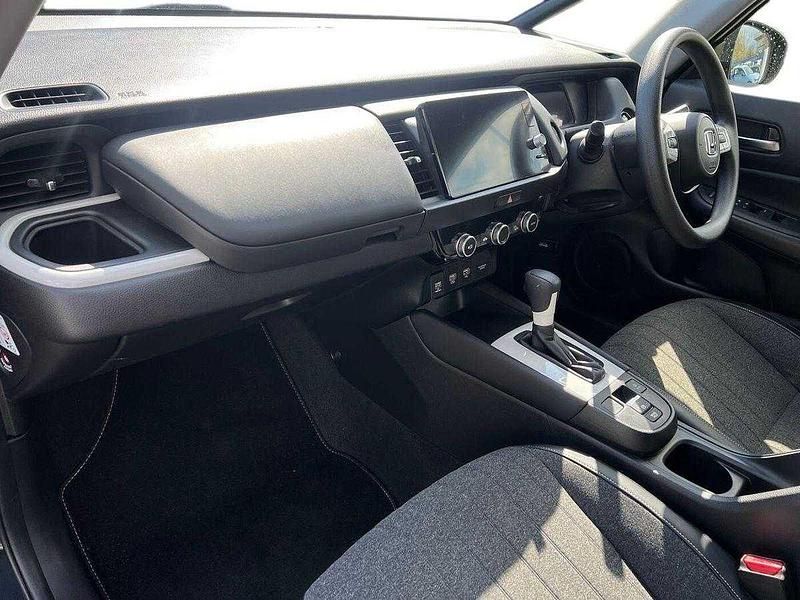 Used Honda Jazz Hybrid 109 HP (80 kW) 2022 Midnight blue beam Hatchback