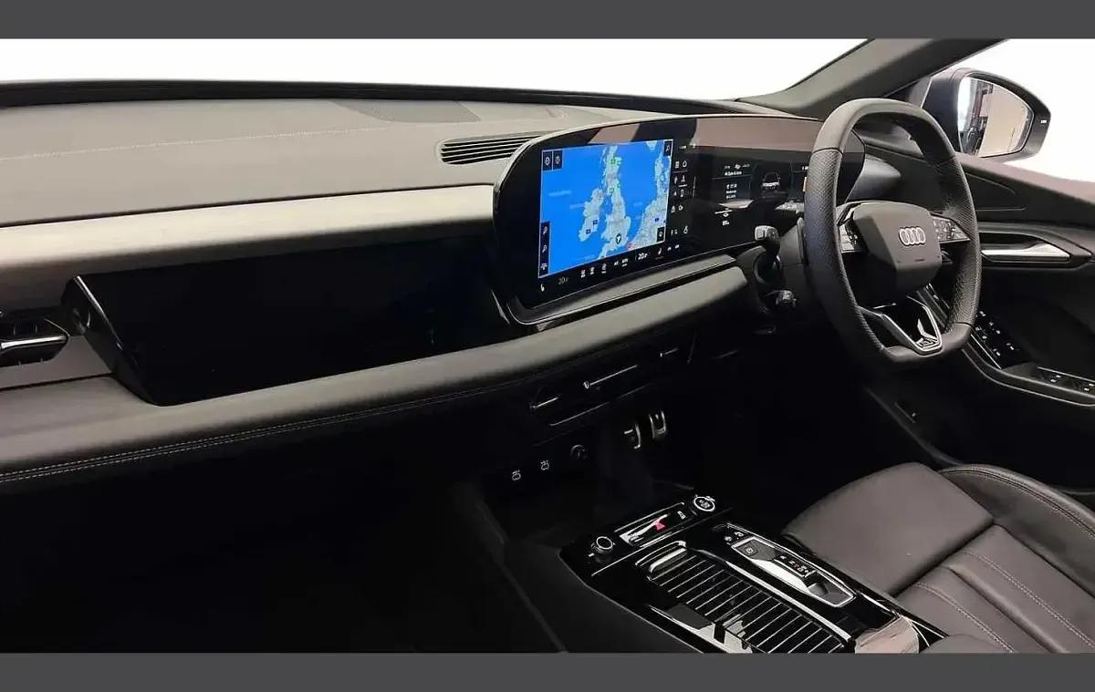 Used Audi Q6 e-tron S-Line 225 kW (306 HP) 2025 Blue SUV