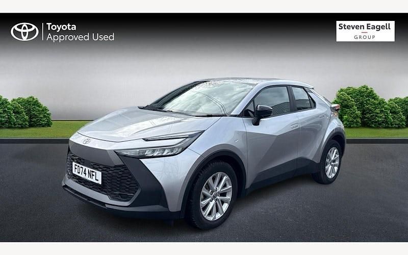 Used Toyota C-HR 140 HP (102 kW) 2026 SUV