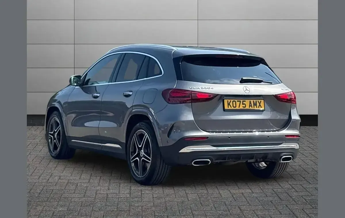 Used Mercedes GLA220 Executive 187 HP (137 kW) 2026 Grey SUV