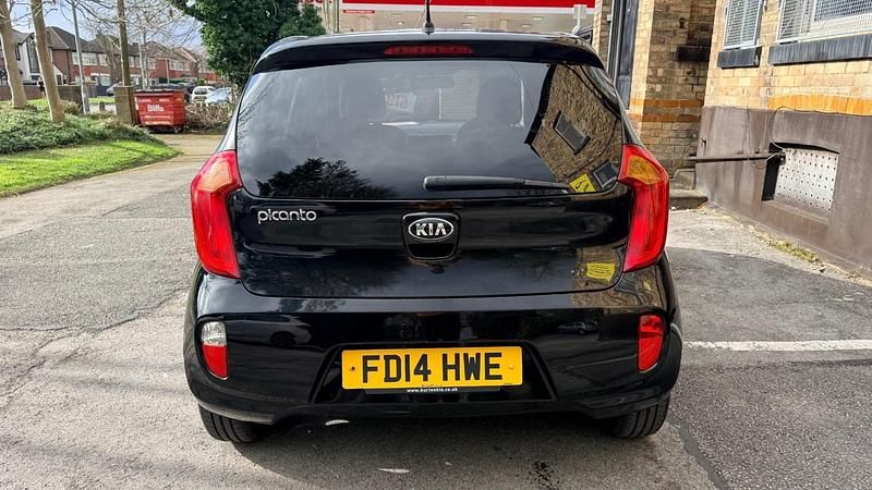 Used Kia Picanto 68 HP (50 kW) 2014 Black Hatchback