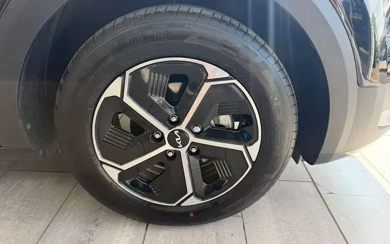Used Kia Niro 137 HP (100 kW) 2025 SUV
