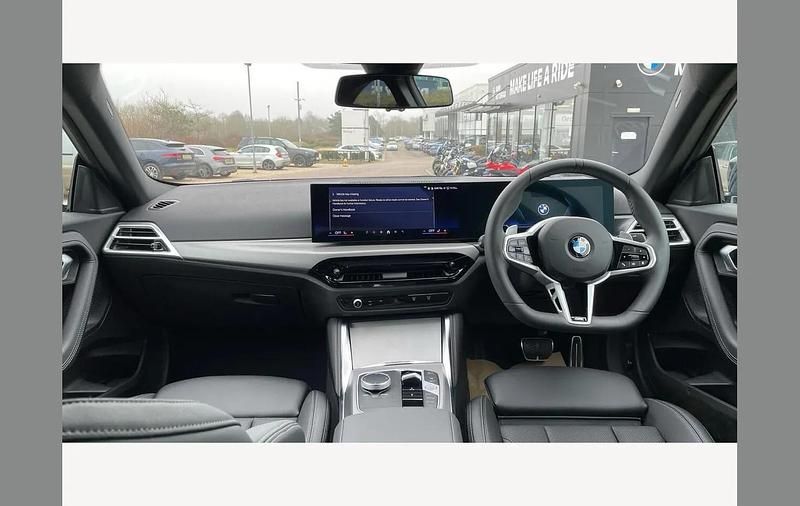 Ny BMW 220 M Sport 184 HK (135 kW) 2026 Svart Sportkupé