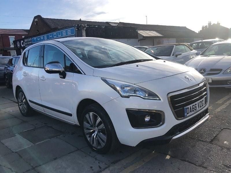 Used Peugeot 3008 Active 2016 White Hatchback