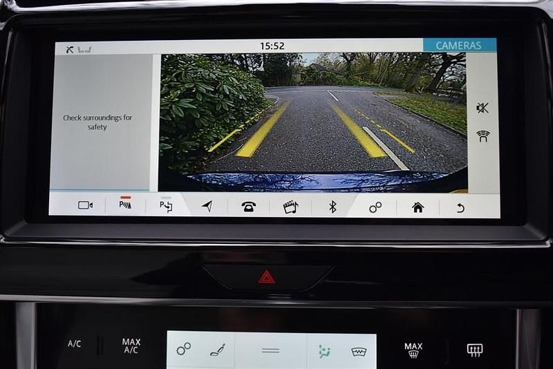 Usado Jaguar XE R-Dynamic 2020 Azul Sedan