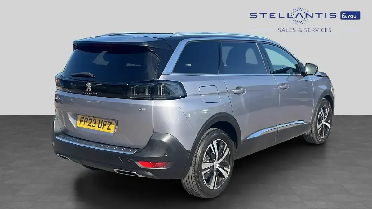 Used Peugeot 5008 GT 129 HP (94 kW) 2023 Grey SUV
