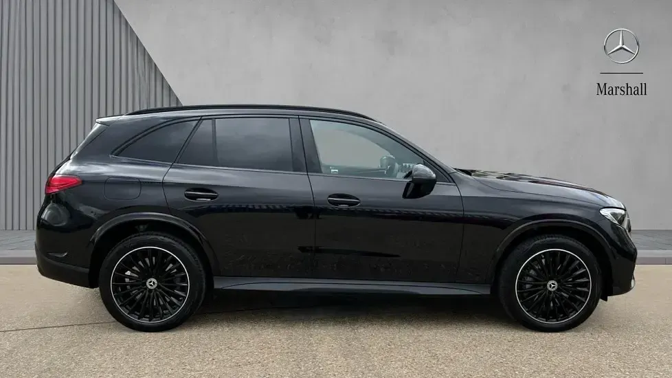Used Mercedes GLC300e Urban 313 HP (230 kW) 2025 Obsidian black metallic SUV