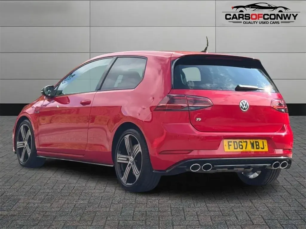 Used VW Golf VII R 310 HP (228 kW) 2017 Red Hatchback