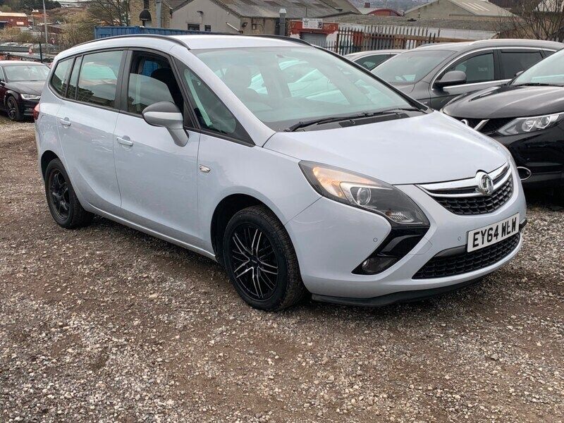 Grey Used 2014 Vauxhall Zafira MPV | £1,950 - Image 1/4